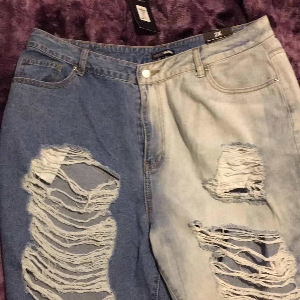 Fashion Nova Distressed Jeans 2X NWT